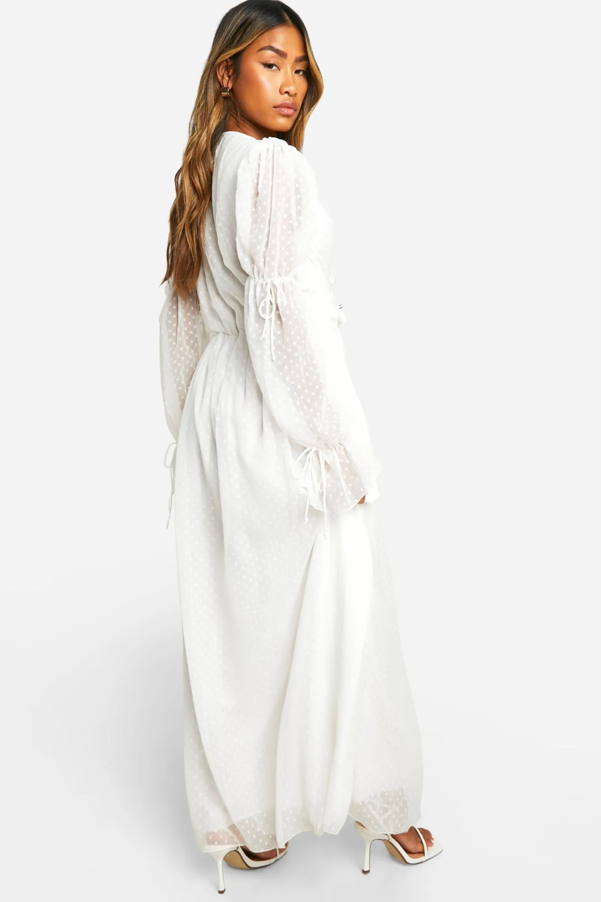 boohoo Robe Maxi Dobby à Volants<Femme Robes À Manches Longues|Robes