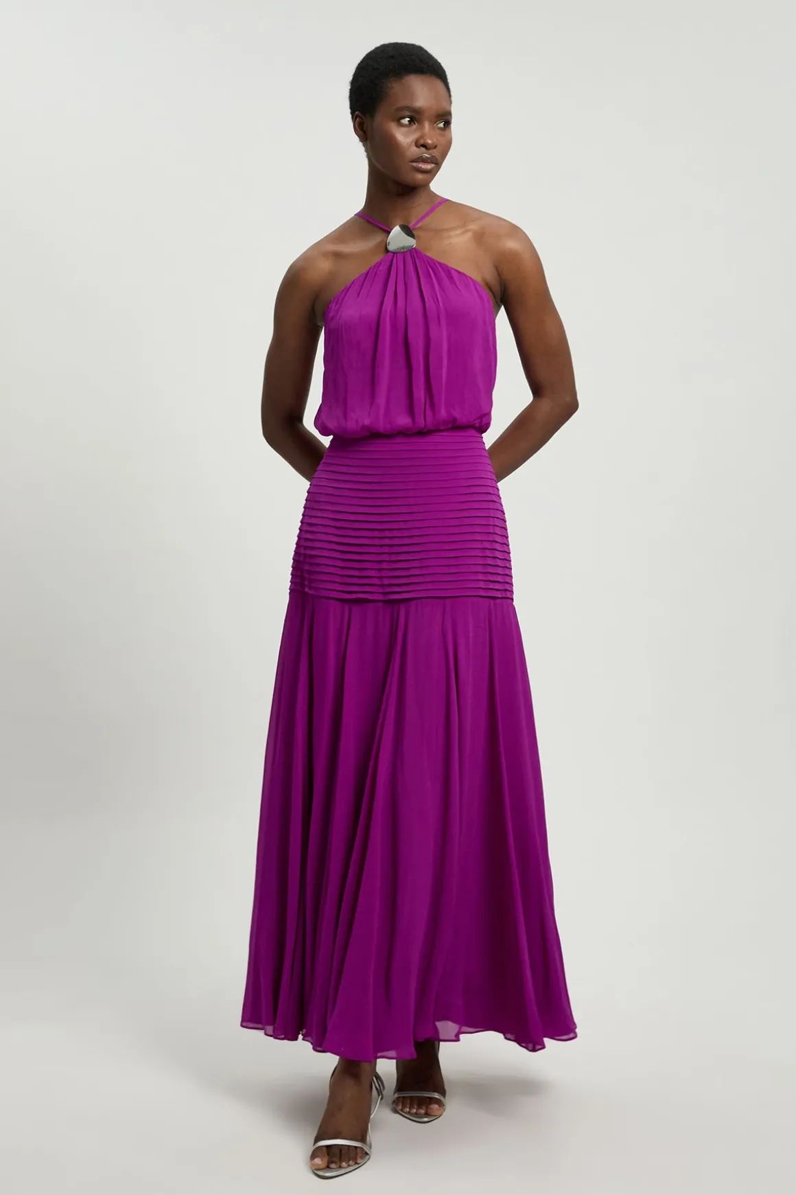 Robe Maxi Dos Nu Col Licou En Georgette De Viscose Tissée Avec Ourlet Tombant