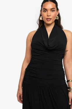 Robe maxi à double couche froncée avec détail de col drapé