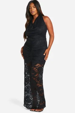 boohoo Robe Maxi En Dentelle Avec Encolure Drapée Grande Taille<Femme Satin Et Dentelle|Robes