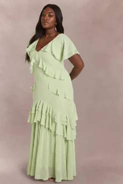 boohoo Robe Maxi En Mousseline Dobby Grande Taille Avec Détails De Volants<Femme Robes|Robe Invitée Mariage