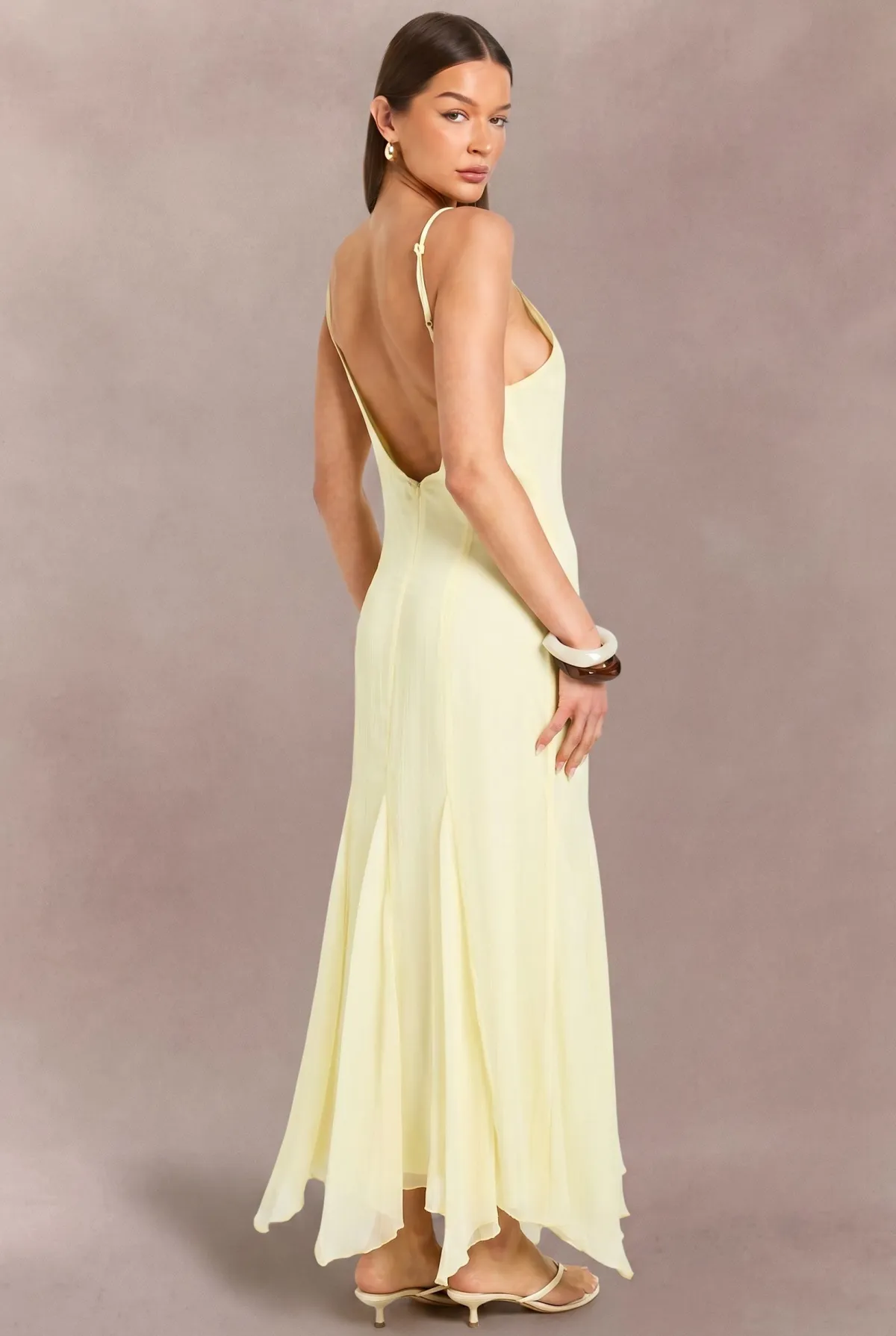boohoo Robe Maxi En Mousseline À Ourlet Godets Ton Sur Ton<Femme Robes Bal De Promo|Robes