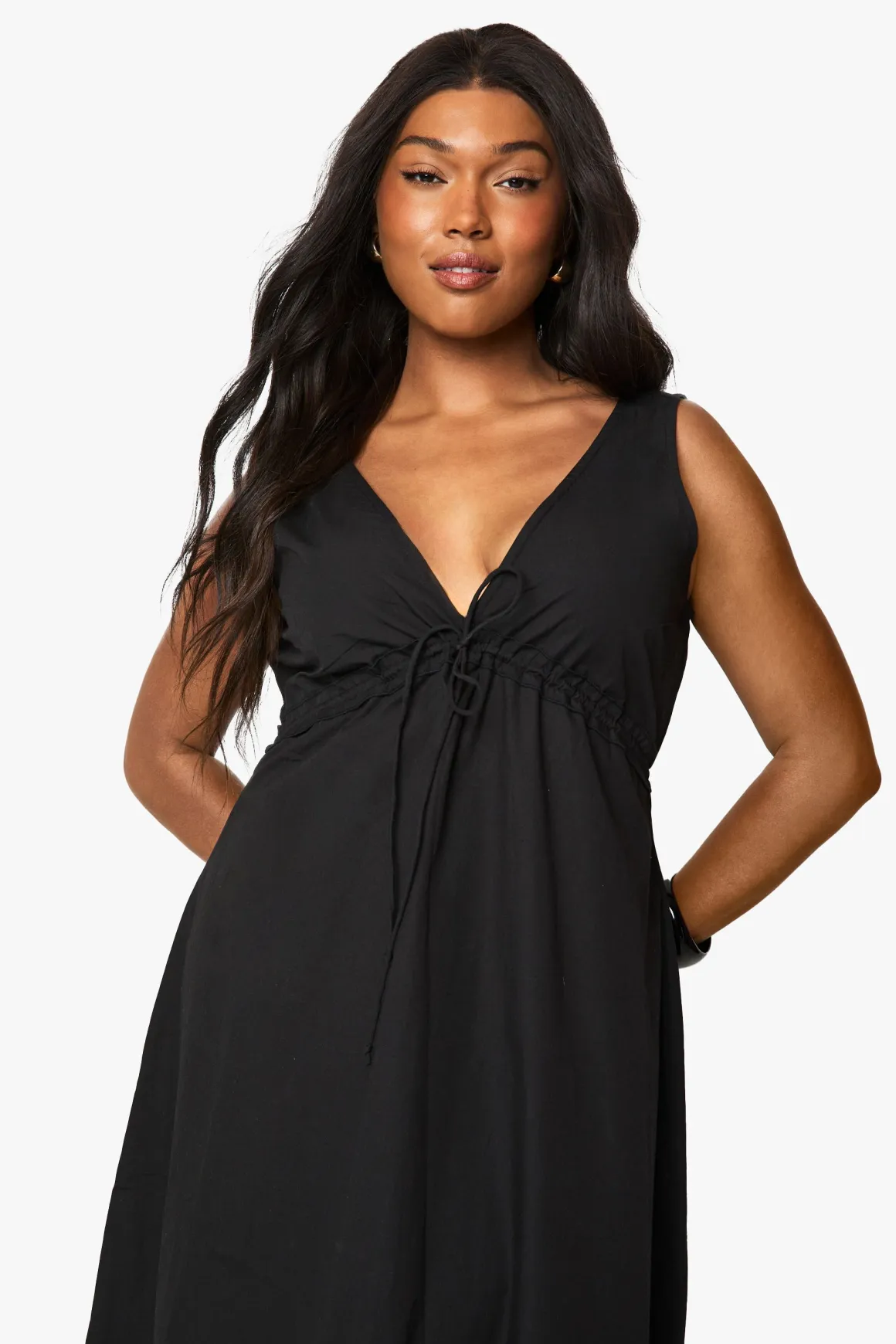 Robe maxi en popeline de coton à fronces et détails de nouage