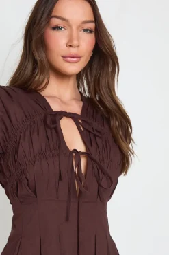 Robe Maxi En Popeline De Coton Avec Détail Froncé Et Ceinture Nouée À La Taille