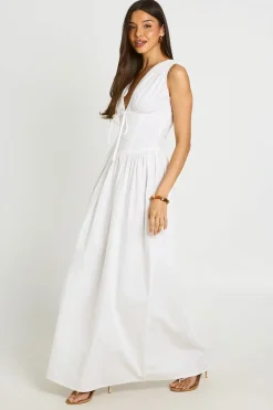 boohoo Robe Maxi En Popeline De Coton À Décolleté En V Profond Et Détail Taille Cintrée<Femme Robes Patineuses|Robes