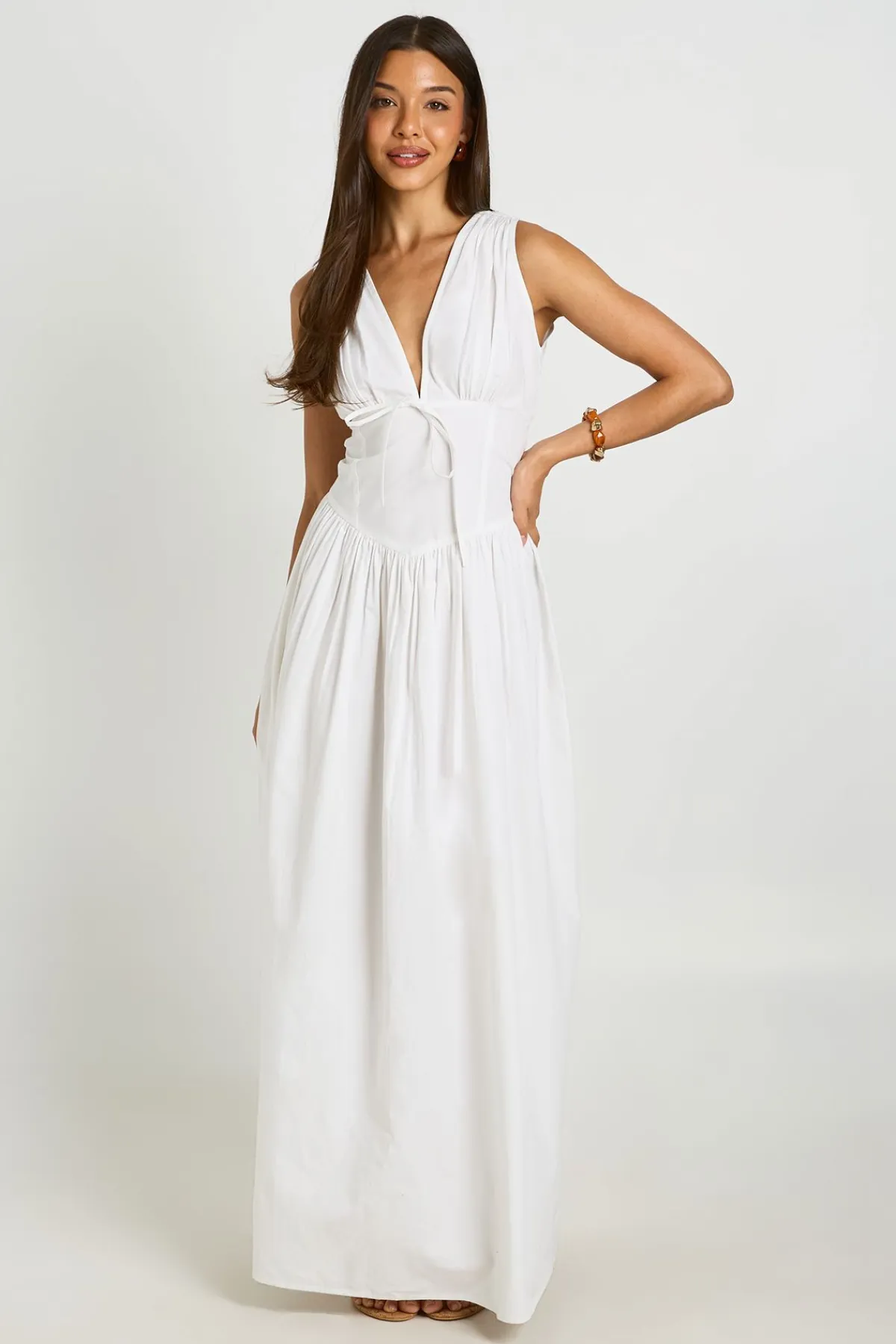 boohoo Robe Maxi En Popeline De Coton À Décolleté En V Profond Et Détail Taille Cintrée<Femme Robes Patineuses|Robes