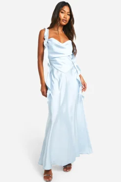 boohoo Robe Maxi en Satin à Bretelles à Volants<Femme Robes Demoiselles D'Honneur|Satin Et Dentelle