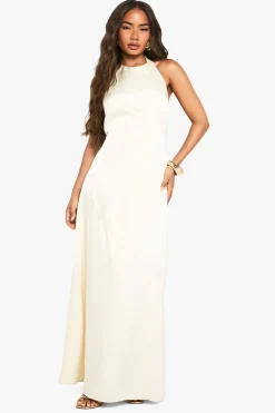 boohoo Robe maxi en satin à col haut et dos plongeant<Femme Satin Et Dentelle|Robes