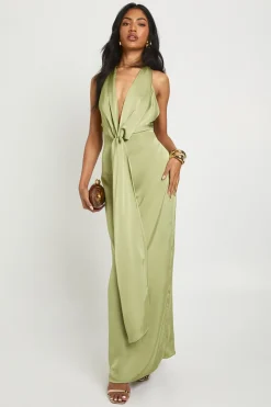 Robe maxi en satin à encolure halter, décolleté plongeant et détails drapés