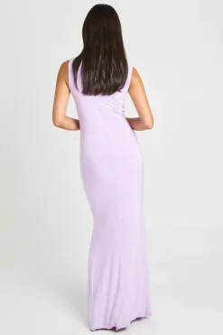 Robe Maxi En Tissu Doux Avec Détail De Volants