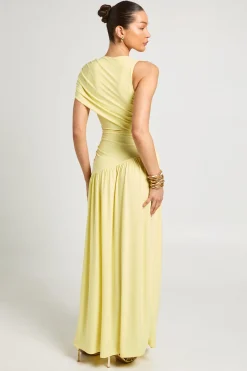 Robe Maxi En Tissu Fluide À Encolure Asymétrique Avec Détails Froncés