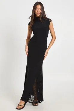boohoo Robe Maxi En Tissu Slinky Avec Col Montant Et Empiècements En Dentelle<Femme Satin Et Dentelle|Robes