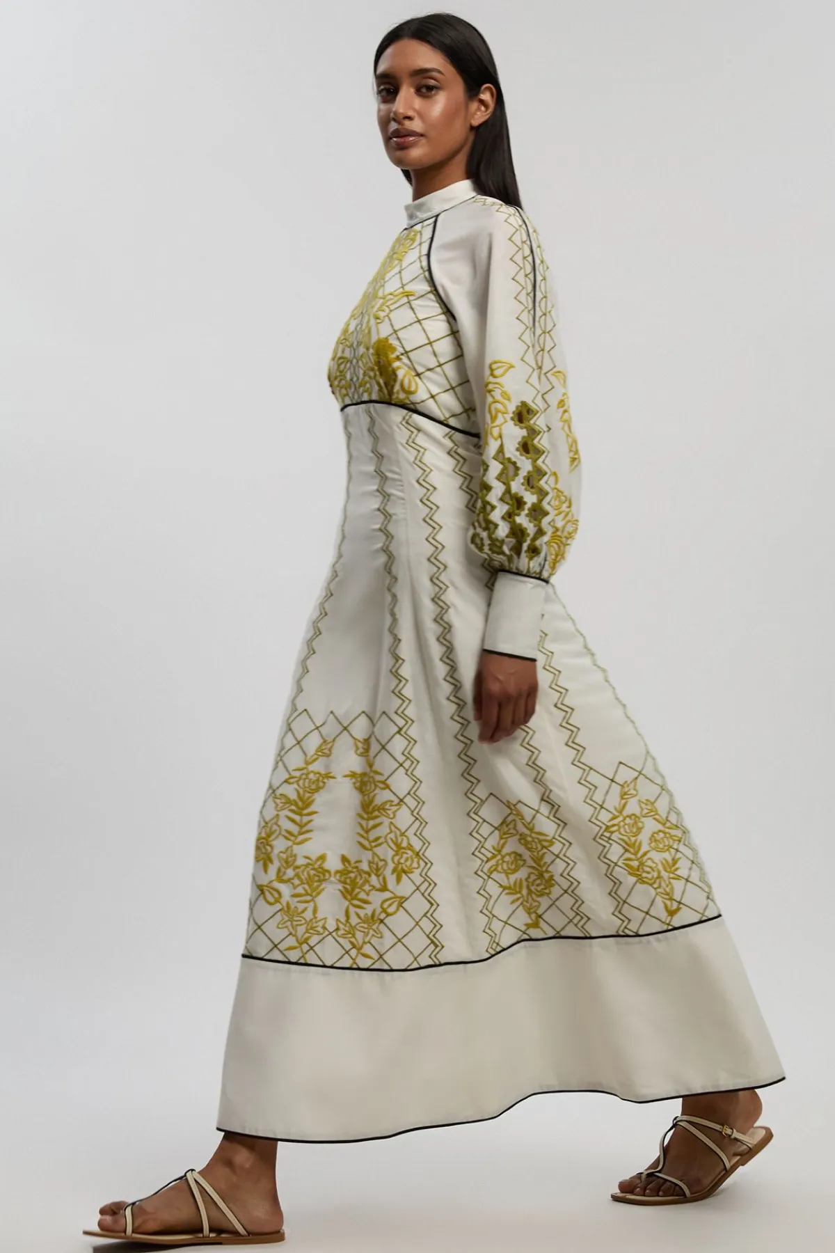 KarenMillen Robe Maxi En Voile Brodée Avec Découpes Ajourées Et Manches Ballon Petite Taille<Femme Toutes Les Robes|Robes Longues