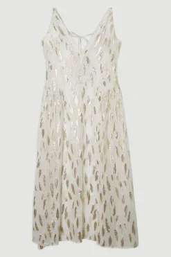 Robe maxi à fines bretelles en fil métallique de plage