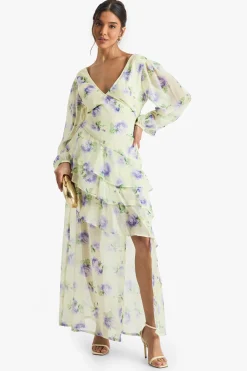boohoo Robe maxi florale en dobby avec détails à volants<Femme Robes Patineuses|Robes À Manches Longues