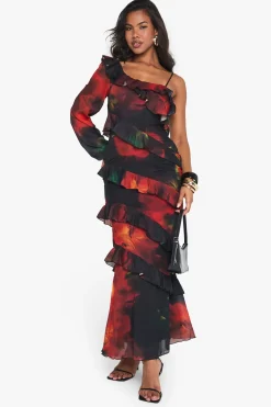 boohoo Robe maxi florale à volants sombres<Femme Robes À Manches Longues|Robes