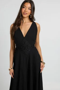 Robe Maxi Fluide En Mousseline Avec Détail Appliqué