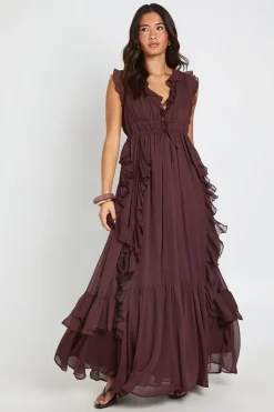 boohoo Robe Maxi Fluide En Mousseline Avec Détails De Volants<Femme Robes Patineuses|Robes