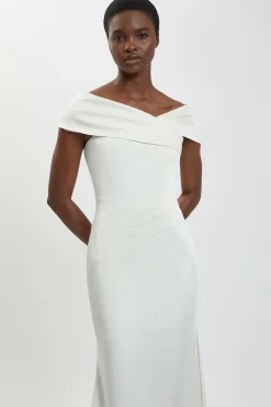 Robe Maxi Fourreau Asymétrique Drapée En Satin Ajusté Petite