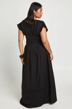 Robe Maxi Froncée Grande Taille Avec Détail Cintré