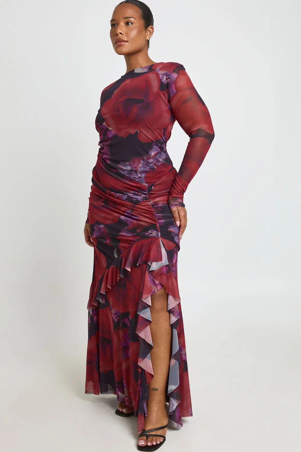 Robe Maxi Froncée à Volants en Mesh Fleuri Grande Taille