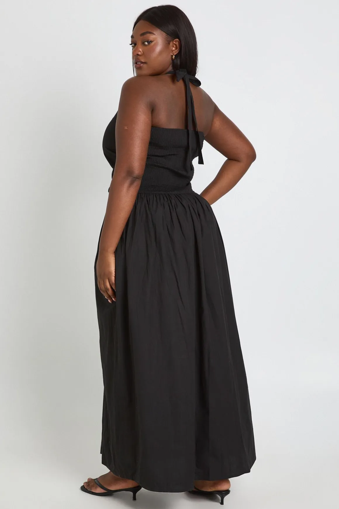 Robe Maxi Grande Taille Col Licou Avec Détail Froncé
