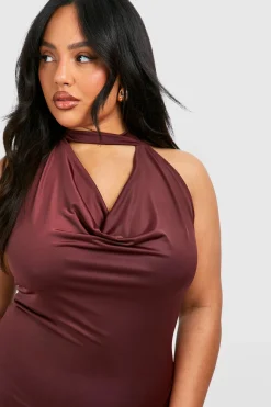 Robe Maxi Grande Taille Drapée à Encolure Halter Slinky Dress