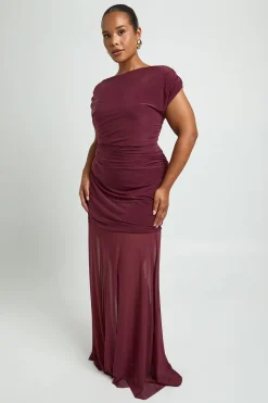 boohoo Robe Maxi Grande Taille À Encolure Asymétrique Et Corsage Froncé<Femme Robes De Soirée|Toutes Les Robes