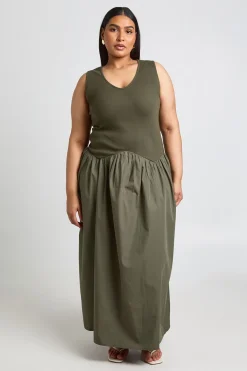 boohoo Robe Maxi Grande Taille En Coton Côtelé Avec Ourlet Tombant<Femme Robes|Robes De Jour