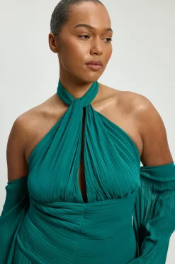 Robe Maxi Grande Taille En Georgette Crêpée À Épaules Dénudées