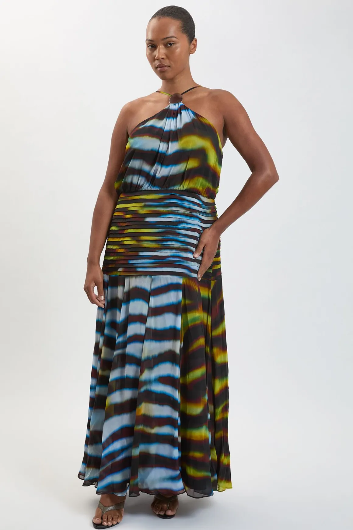 Robe Maxi Grande Taille En Georgette De Viscose À Ourlet Tombant Imprimé Animal Col Licou Tissé