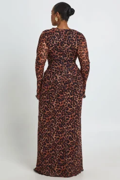 Robe Maxi Grande Taille En Mesh Léopard Avec Découpe Au Décolleté
