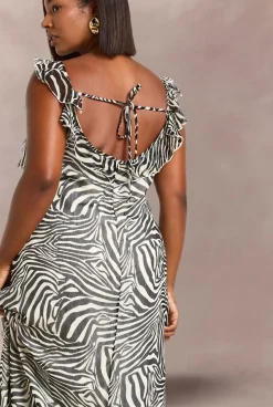 Robe Maxi Grande Taille En Mousseline À Imprimé Zèbre Avec Volants Et Bretelles
