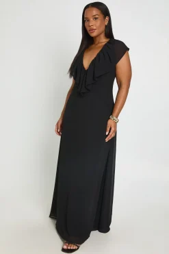 boohoo Robe Maxi Grande Taille En Mousseline À Volants Et Décolleté Plongeant<Femme Robes|Robes Longues
