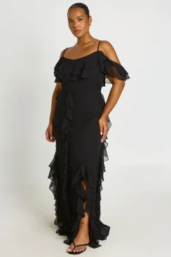 boohoo Robe Maxi Grande Taille En Mousseline À Volants Et Épaules Dénudées<Femme Robes|Robes Longues