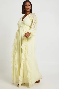 boohoo Robe Maxi Grande Taille En Mousseline À Manches Longues Et Volants<Femme Robes À Manches Longues|Robes