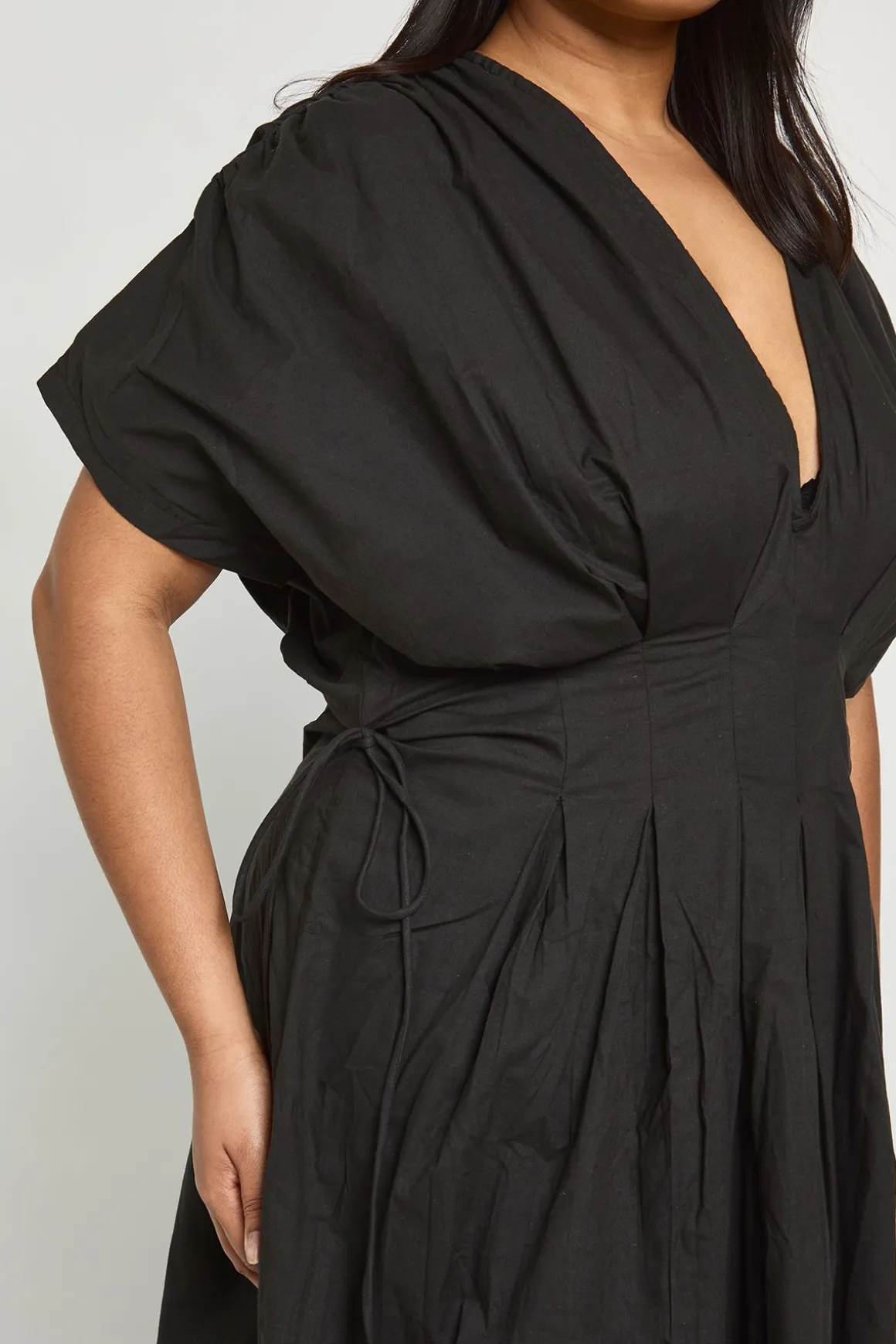 Robe Maxi Grande Taille En Popeline De Coton Avec Détail Froncé Et Ceinture Nouée À La Taille