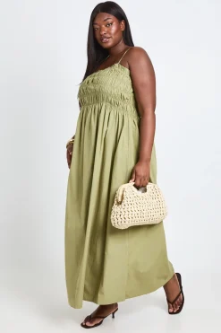boohoo Robe Maxi Grande Taille En Popeline De Coton Froncée À Bretelles<Femme Toutes Les Robes|Robes Longues