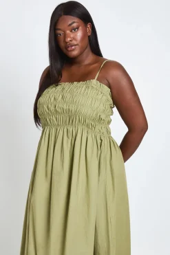 boohoo Robe Maxi Grande Taille En Popeline De Coton Froncée À Bretelles<Femme Toutes Les Robes|Robes Longues