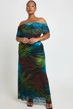 boohoo Robe Maxi Grande Taille Froncée Imprimé Animalier Mixte<Femme Robes|Robes De Soirée Chic