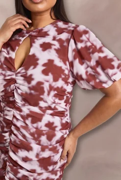 Robe Maxi Grande Taille À Imprimé Floral Avec Manches Bouffantes Détail Décolleté Goutte D'eau Et Taille Froncée