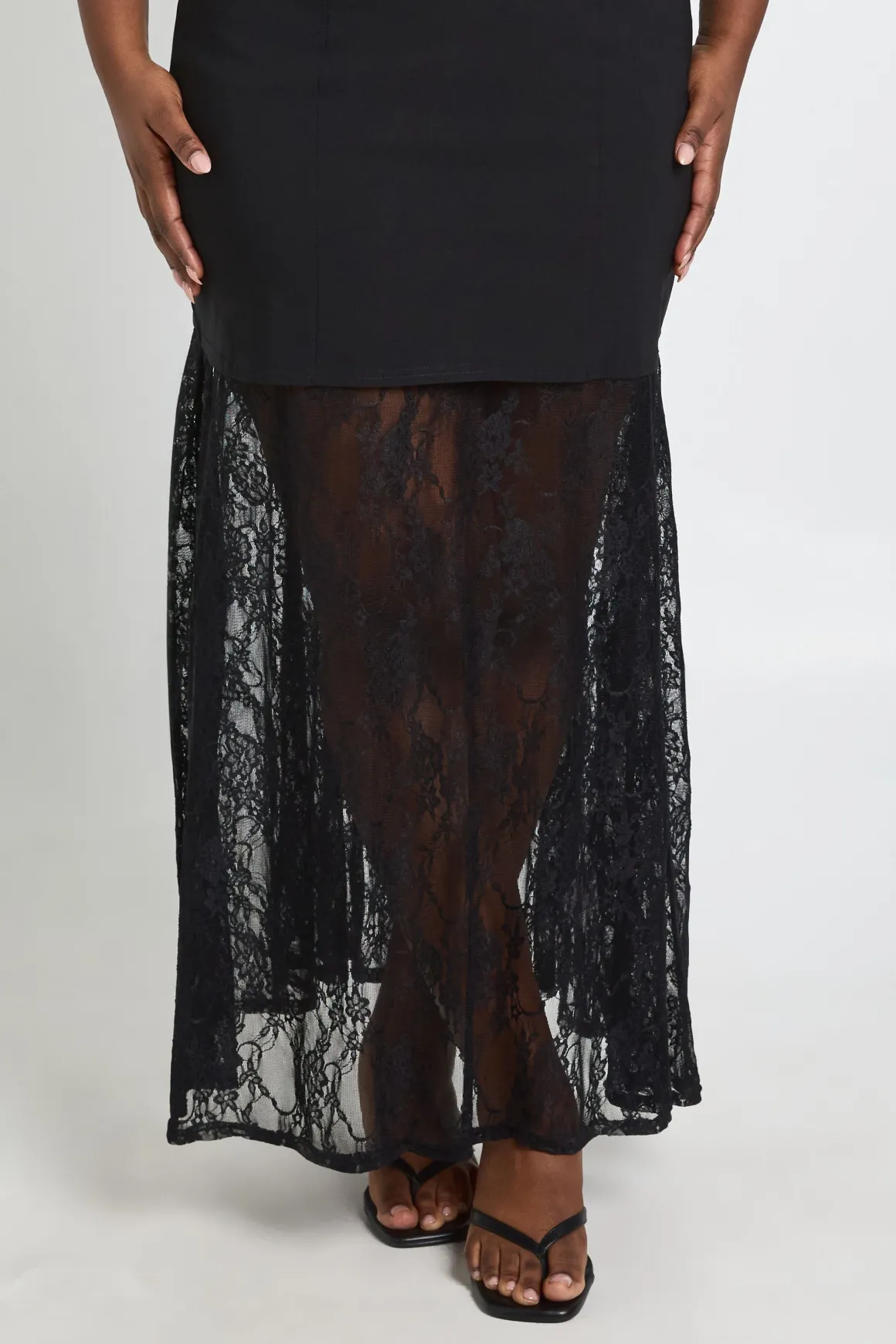 Robe Maxi Grande Taille À Jupe En Dentelle Structurée