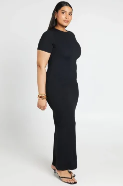 Robe Maxi Grande Taille À Manches Courtes En Maille Côtelée