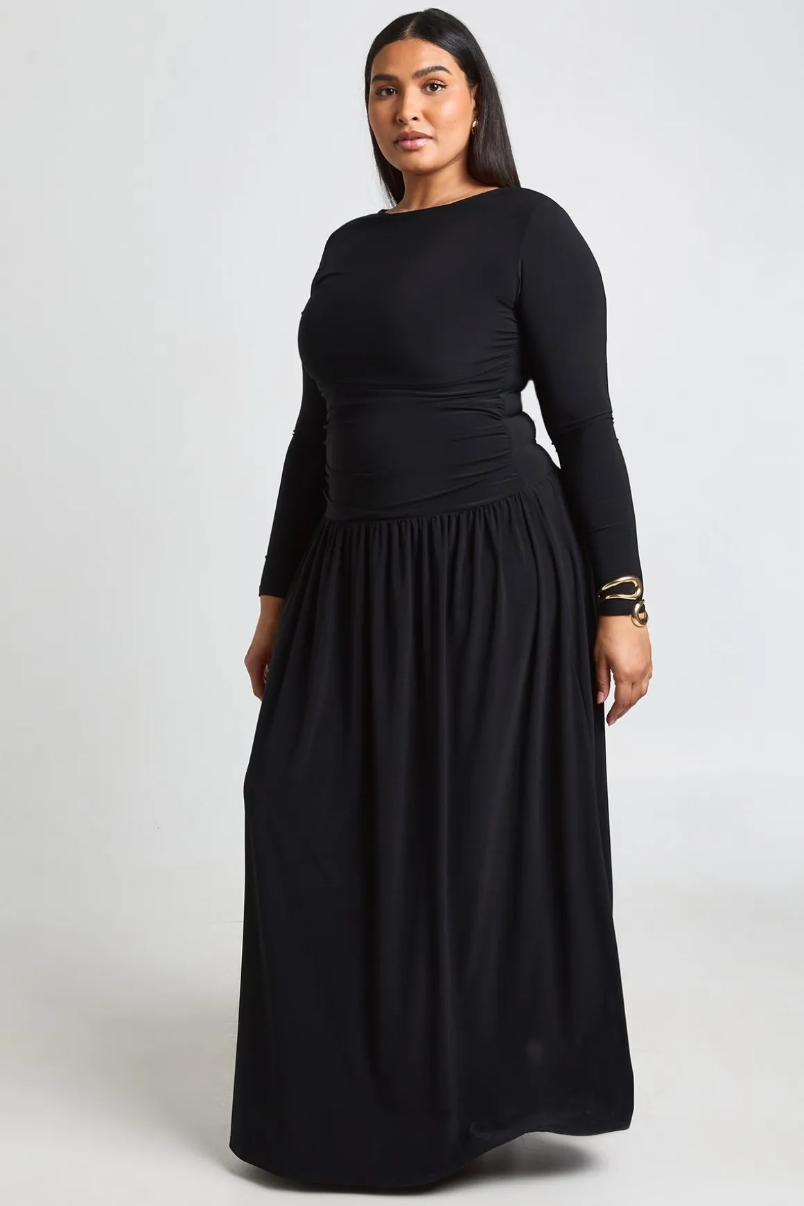 Robe Maxi Grande Taille À Manches Longues Et Fronces Souples