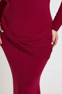 boohoo Robe Maxi Grande Taille à Manches Longues avec Détail Torsadé<Femme Robes À Manches Longues|Robes