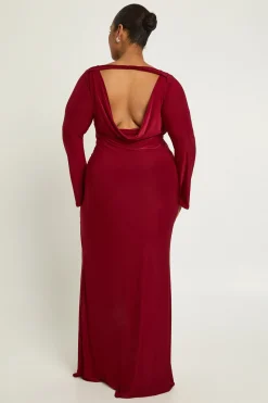 Robe Maxi Grande Taille À Manches Longues Avec Détail Torsadé Devant