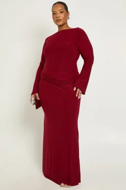 Robe Maxi Grande Taille À Manches Longues Avec Détail Torsadé Devant