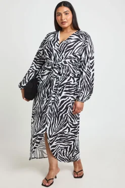 Robe Maxi Grande Taille À Motif Zébré Texturé Avec Détail Noué