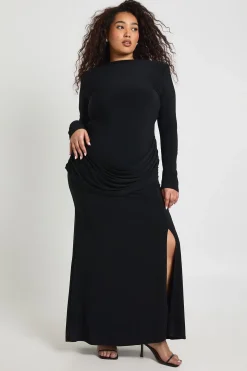 Robe Maxi Grande Taille à Épaulettes et Manches Longues avec Détail de Jupe Drapée