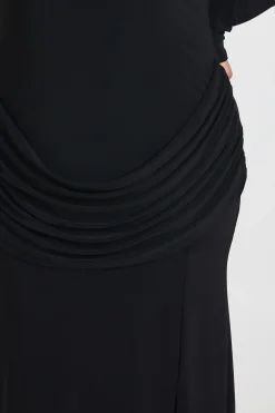 Robe Maxi Grande Taille à Épaulettes et Manches Longues avec Détail de Jupe Drapée